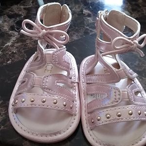 Place Baby girls Pink sandals size 0-3 months